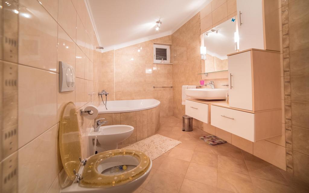 Captain'S Apartment Barbat na Rabu Bagian luar foto