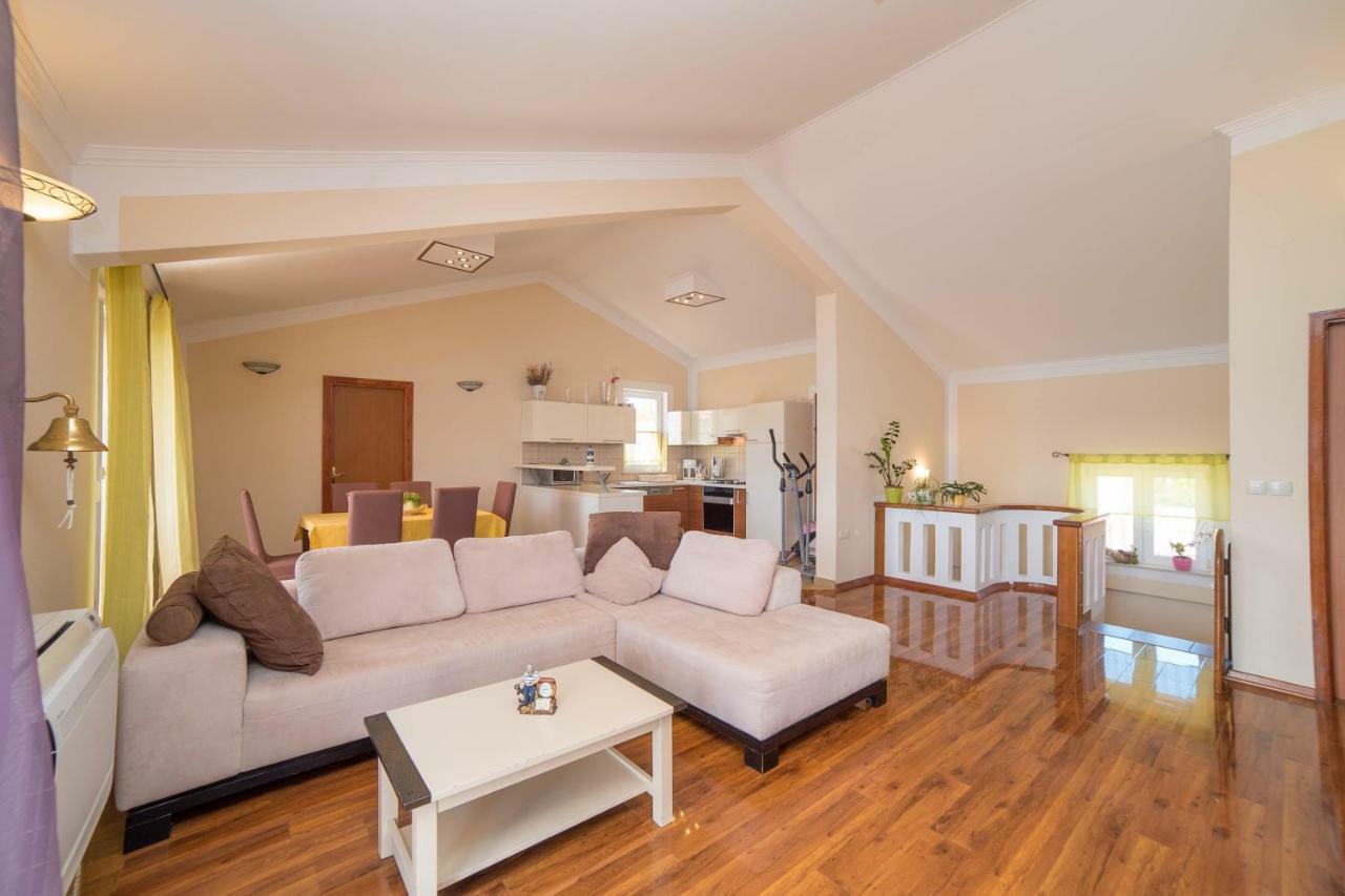 Captain'S Apartment Barbat na Rabu Bagian luar foto