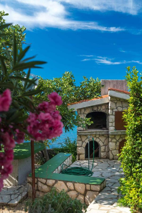 Captain'S Apartment Barbat na Rabu Bagian luar foto